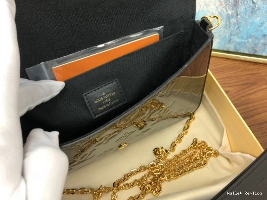 Affordable LOUIS VUITTON POCHETTE FÉLICIE 0715